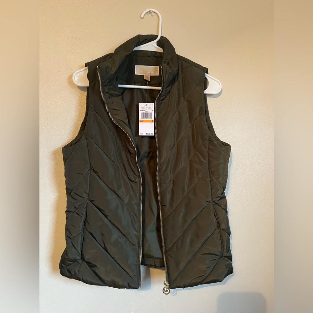 NEW WITH TAG | Women’s Hunter Green Michael Kors Vest (Size Small) - Picture 4 of 7